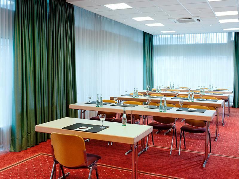Nh Erlangen Hotell Eksteriør bilde